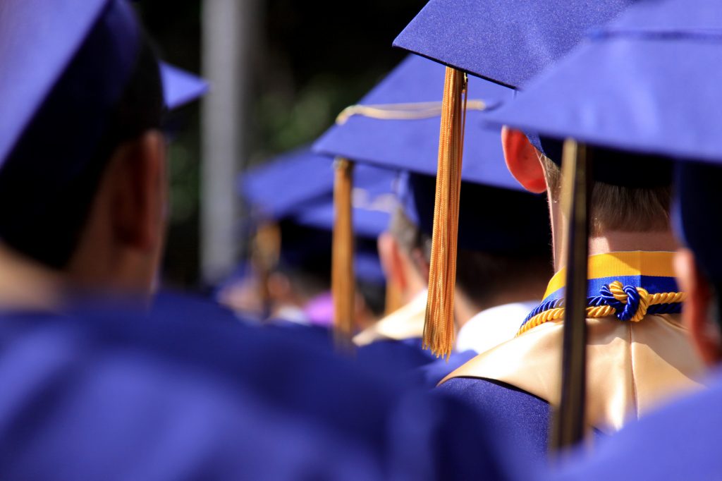 7 Valedictorian Speech Ideas and What You Shouldn’t Do