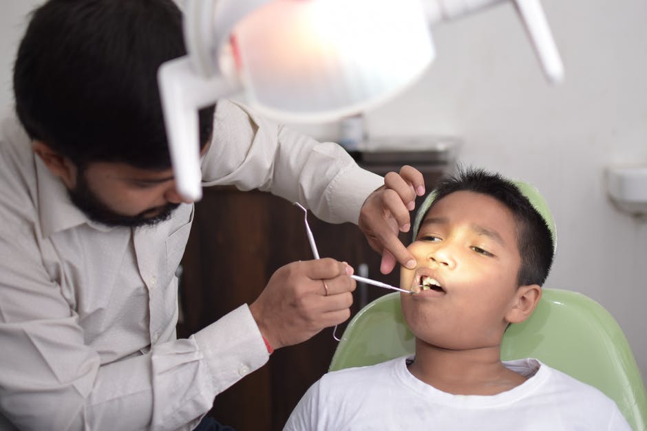 A Quick Guide on How to Find the Best Dentist for Your Child