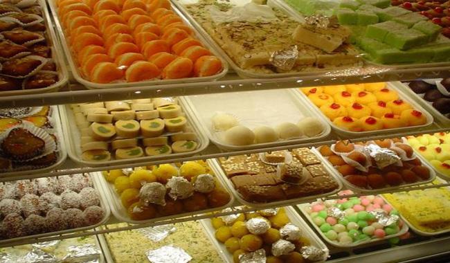 Giramondo recommends local and international traditional sweet dishes