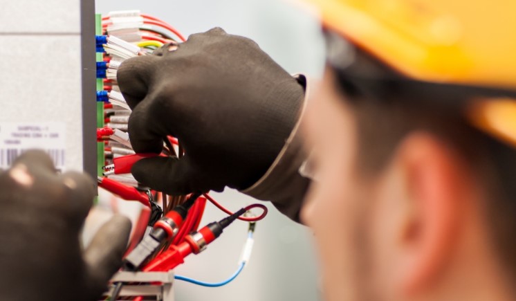 What Electrical Contractors Do