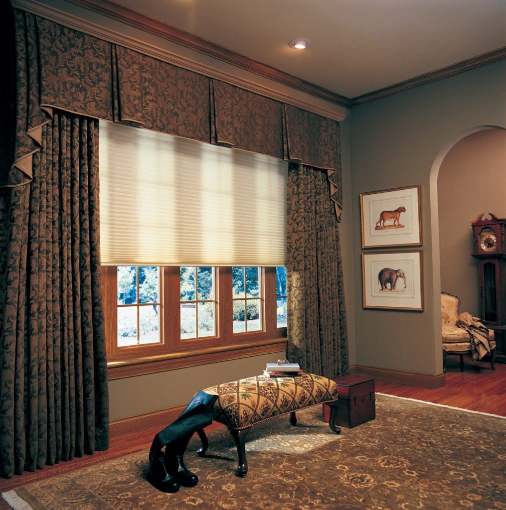How to Choose Long-Lasting and Best Quality Curtain and Blinds?