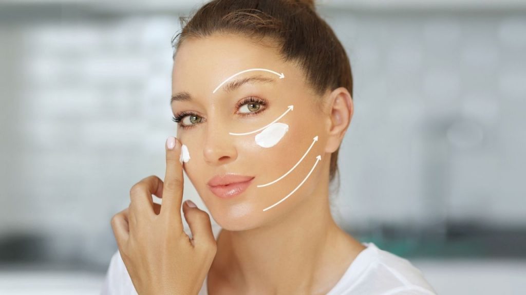 Collagen Creams: Their Pros and Cons in Skin Tightening